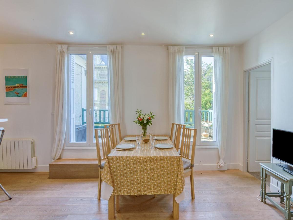 טרוביל-סור-מאר Apartment Les Roches By Interhome מראה חיצוני תמונה